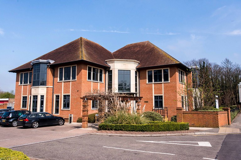 CARRIER SOLUTIONS UK LTD